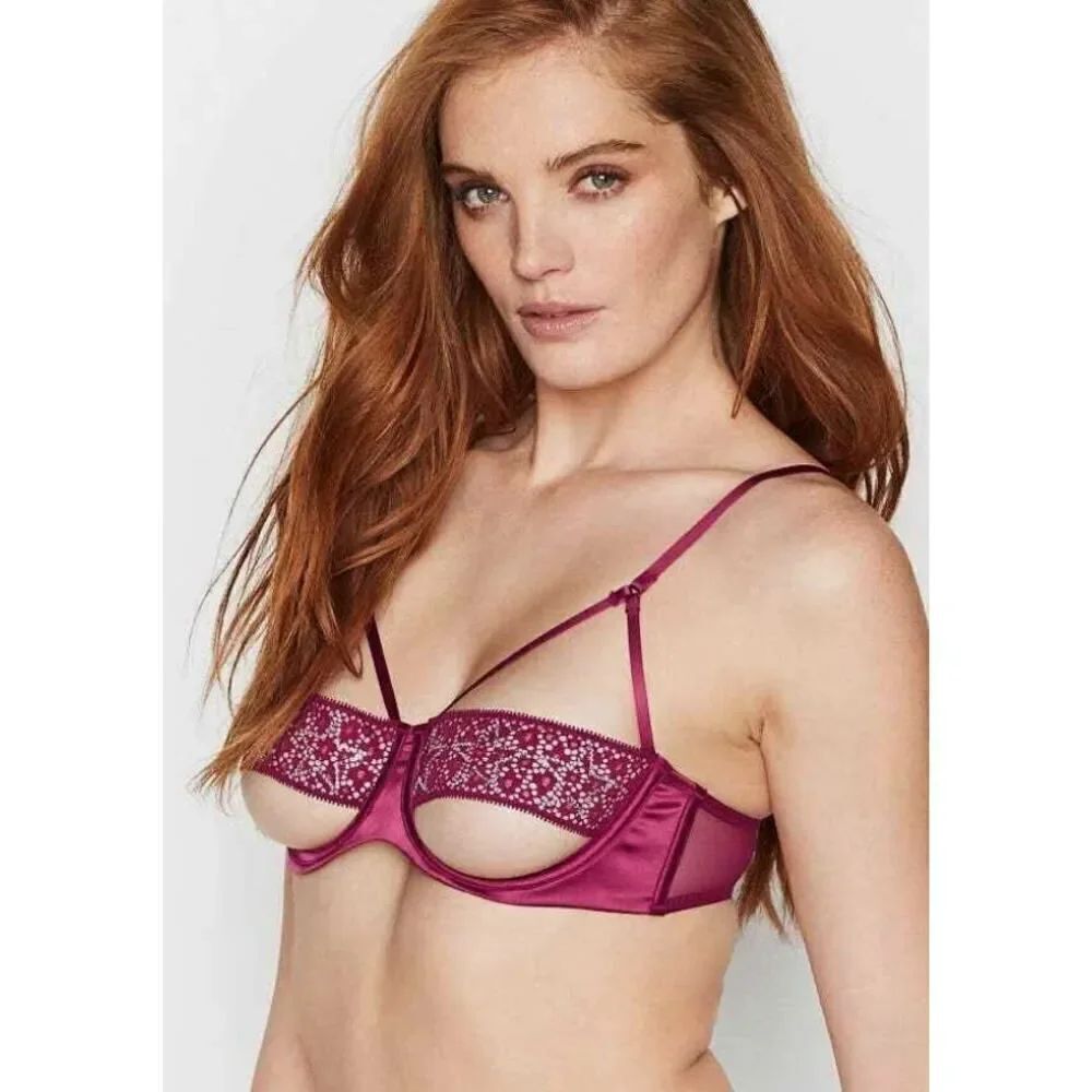Victoria’s Secret Strappy Silver Bling Star Embellished Lace Bra Sz. 32DD